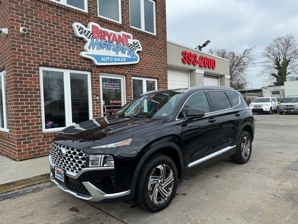 2022 Hyundai Santa Fe SEL's photo