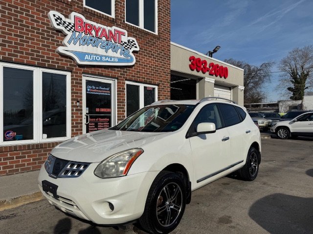 2011 Nissan Rogue S Krom Edition's photo