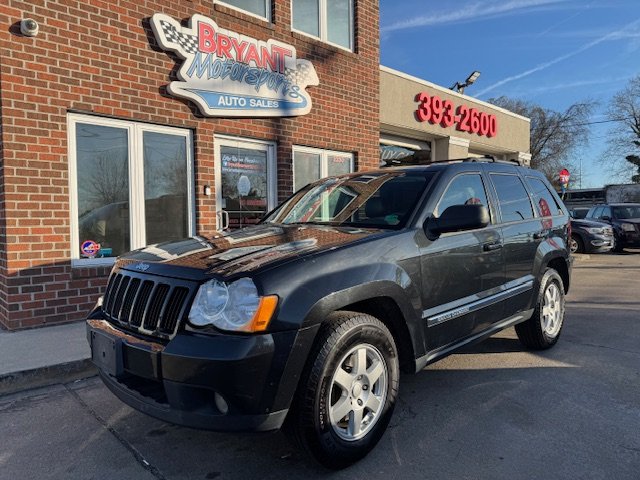 2010 Jeep Grand Cherokee Laredo's photo
