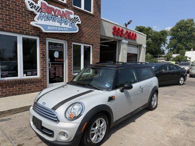 2012 MINI Cooper Clubman's photo